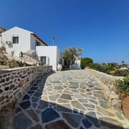Villa Simantiri Pombia Екстериор снимка