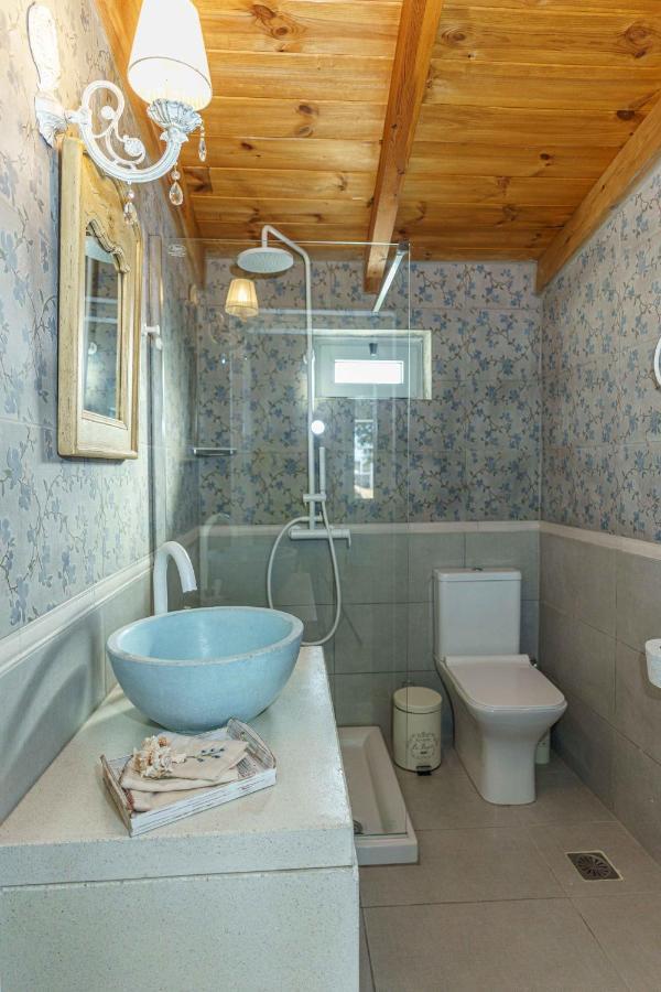Villa Simantiri Pombia Екстериор снимка
