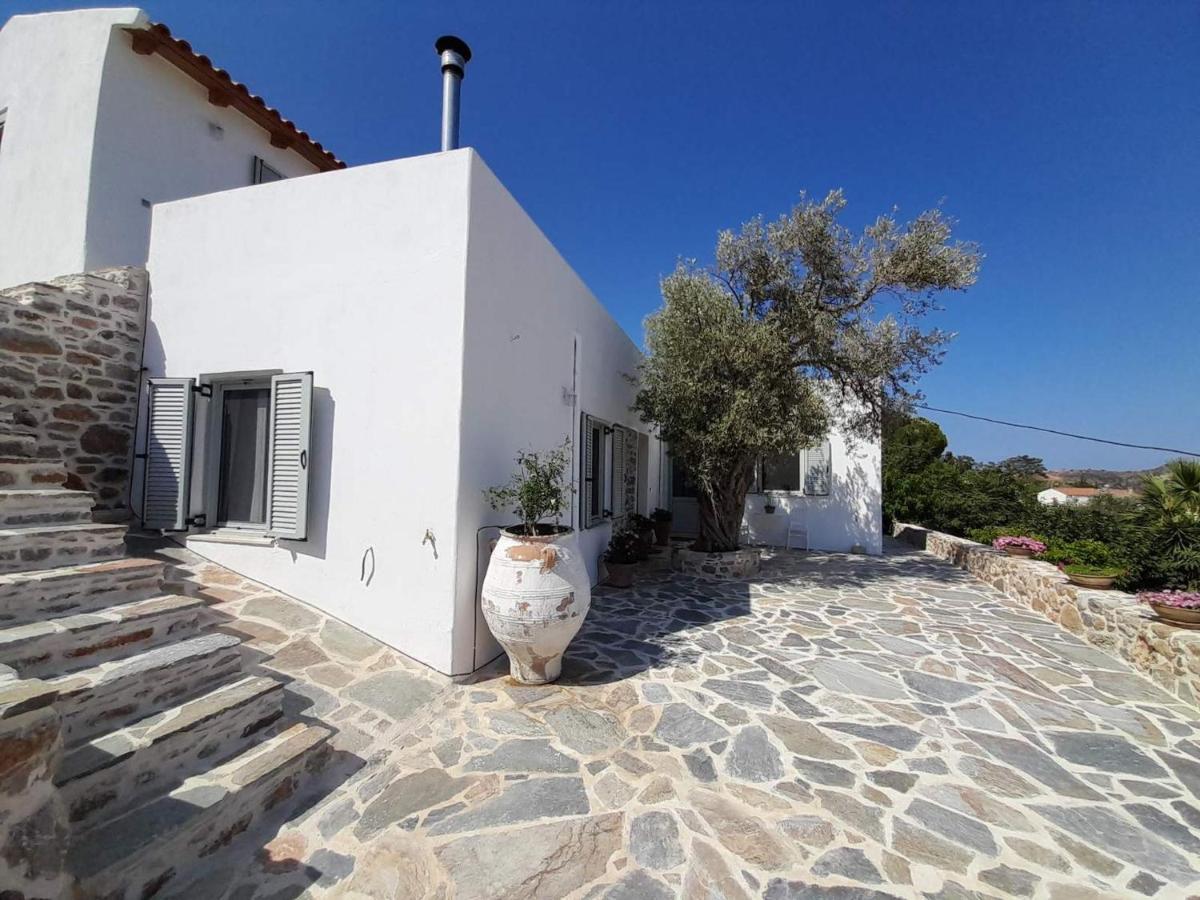 Villa Simantiri Pombia Екстериор снимка